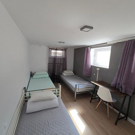 Rooms4Rest Wiertnicza - Private Rooms For Tourists - Atr Consulting Sp, Z O,O, Varsóvia Exterior foto