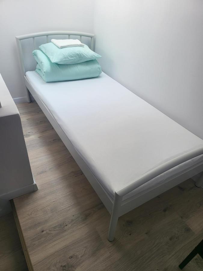Rooms4Rest Wiertnicza - Private Rooms For Tourists - Atr Consulting Sp, Z O,O, Varsóvia Exterior foto