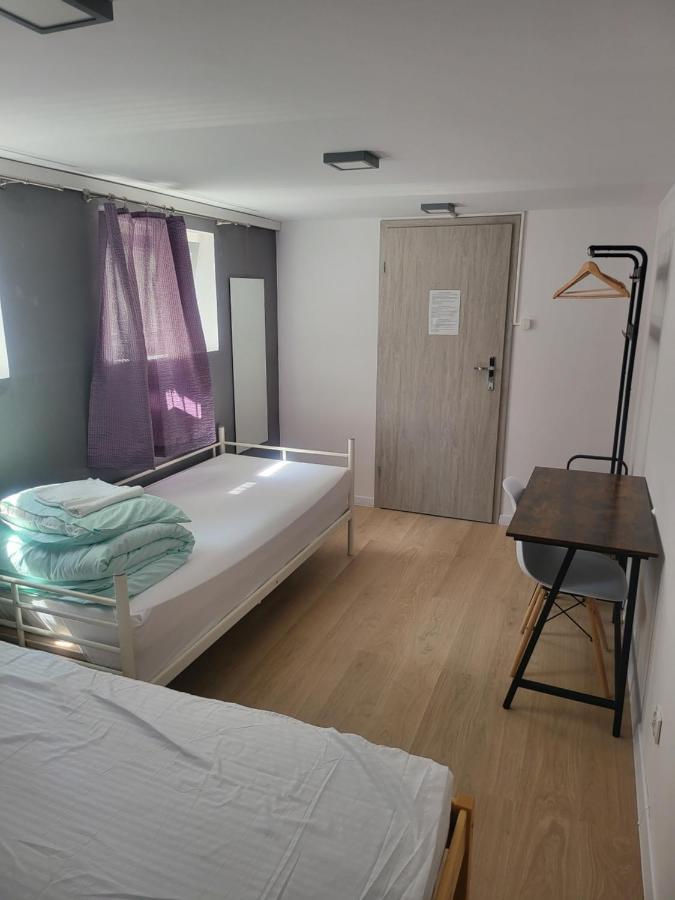 Rooms4Rest Wiertnicza - Private Rooms For Tourists - Atr Consulting Sp, Z O,O, Varsóvia Exterior foto
